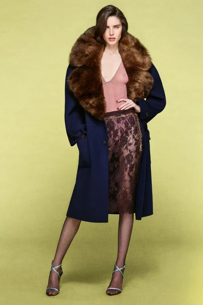 Look 3